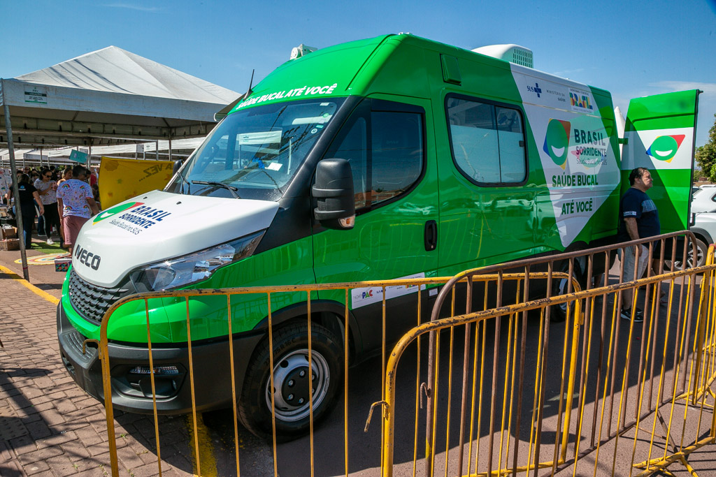 MS recebe seis unidades odontol&oacute;gicas m&oacute;veis para levar atendimento &agrave; popula&ccedil;&atilde;o. Corumb&aacute; j&aacute; conta com sua UOMs