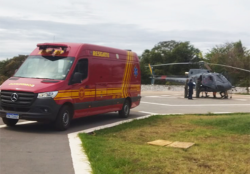 Helic&oacute;ptero da Marinha resgata mulher com complica&ccedil;&otilde;es p&oacute;s parto na regi&atilde;o do Paiagu&aacute;s 