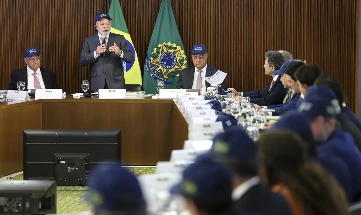 Lula reafirma soberania e diz que Brasil n&atilde;o aceitar&aacute; ofensas 