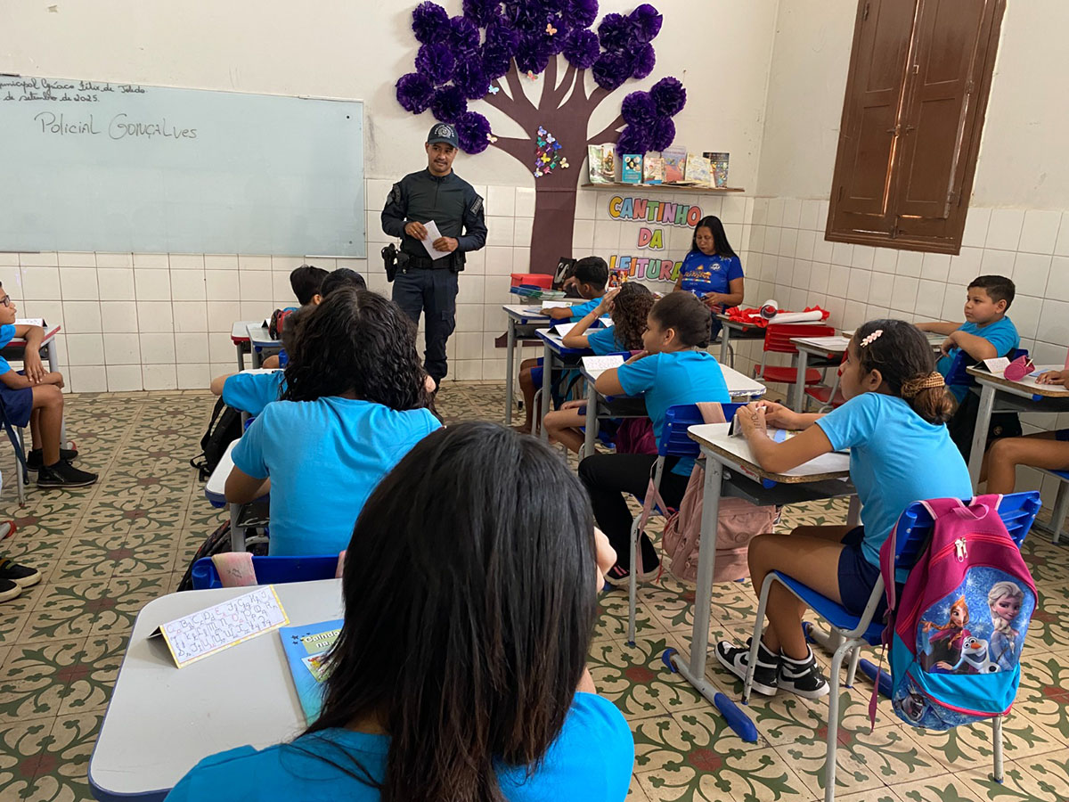 In&iacute;cio das aulas do PROERD marca segundo semestre letivo em Corumb&aacute;