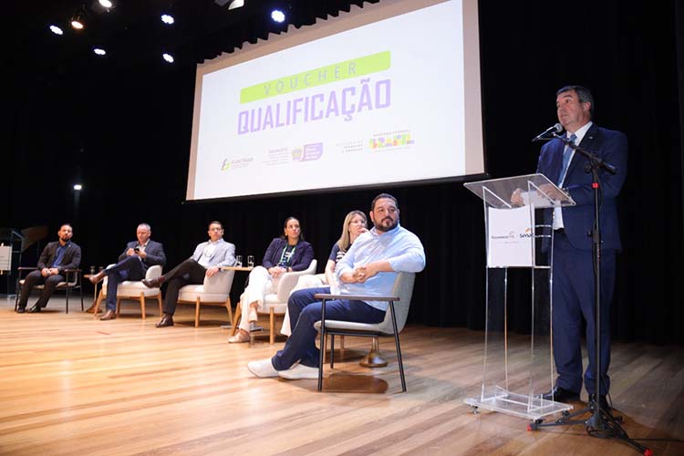 Com 4&ordm; menor &iacute;ndice de desemprego do Pa&iacute;s, MS foca nos jovens e m&atilde;es para ocupar vagas existentes e zerar fila