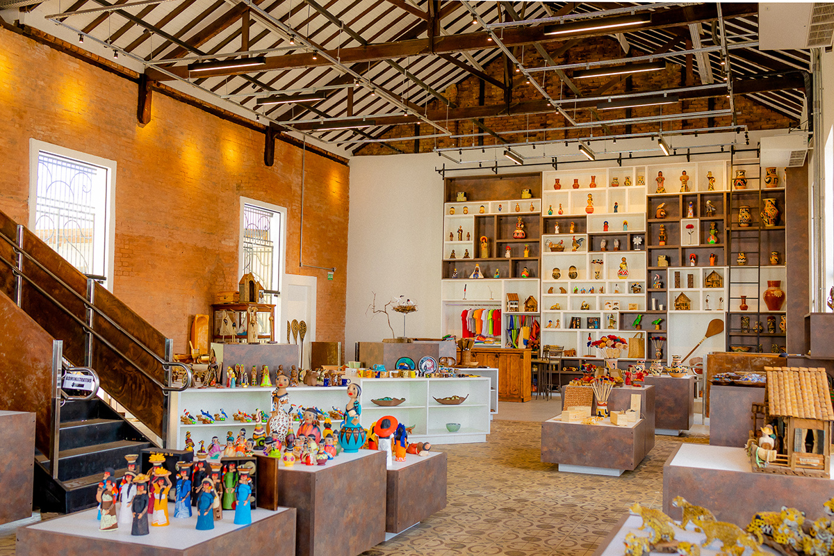 Casa do Artes&atilde;o completa 50 anos celebrando a dedica&ccedil;&atilde;o e o carinho dos funcion&aacute;rios