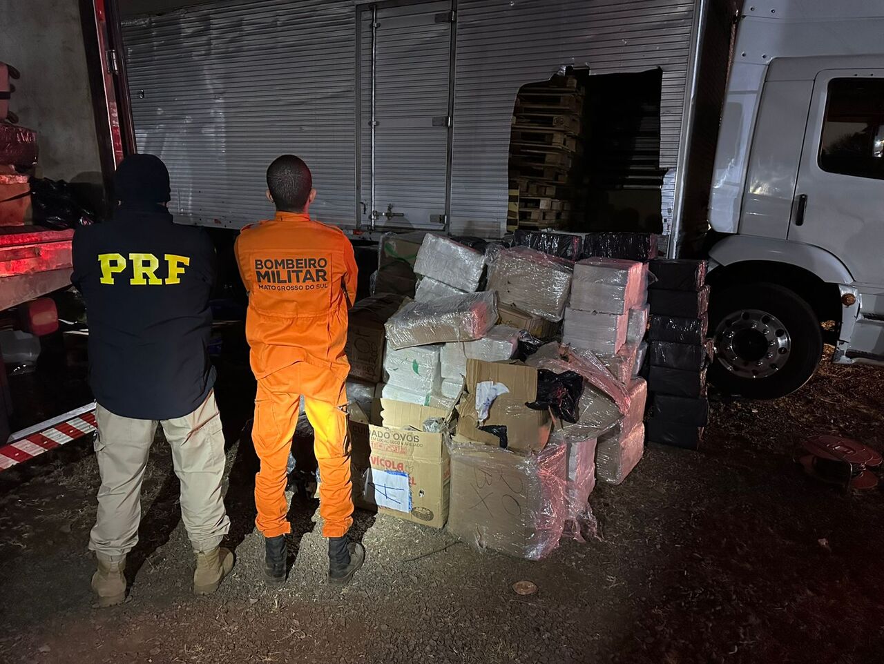 PRF apreende 2,5 toneladas de maconha e armas em Campo Grande 