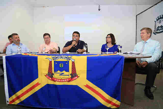 Prefeito apresenta balan&ccedil;o da gest&atilde;o e anuncia recursos para sa&uacute;de, habita&ccedil;&atilde;o e infraestrutura