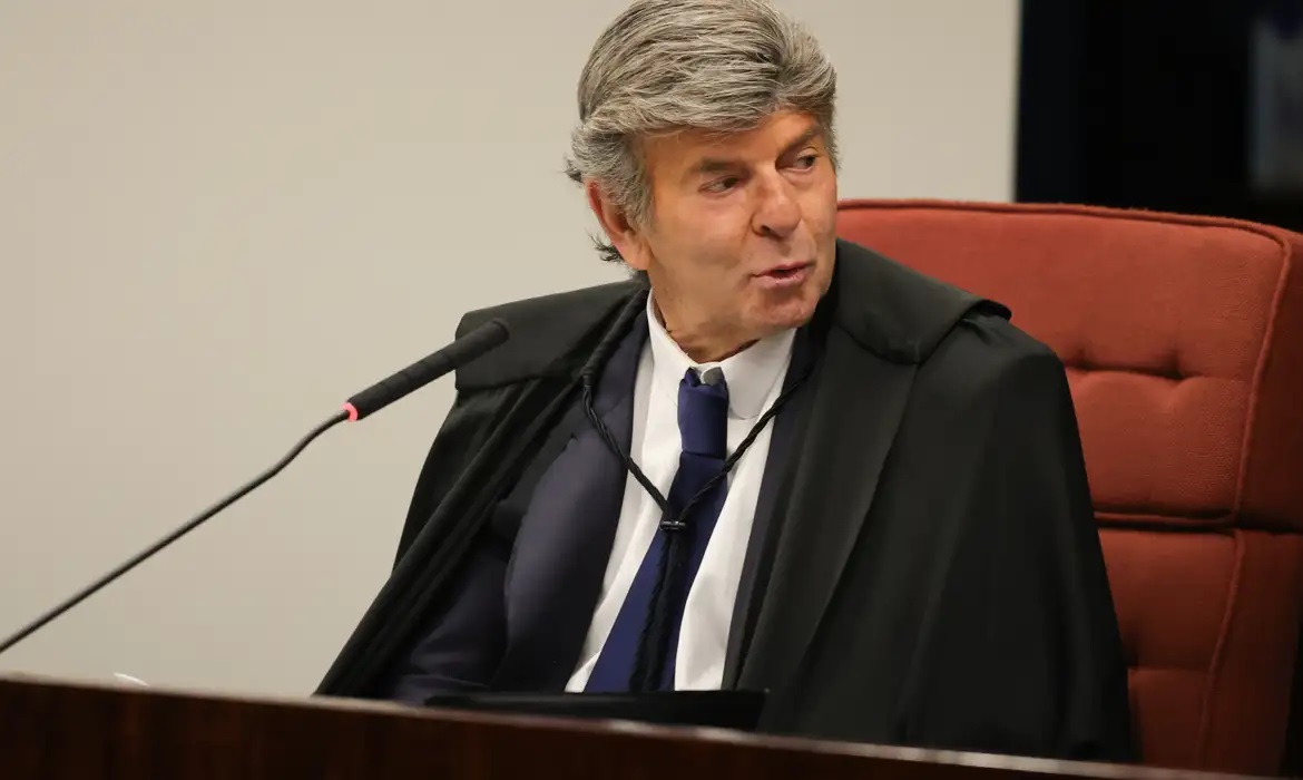 Fux vota para anular a&ccedil;&atilde;o penal sobre golpe por cerceamento de defesa 