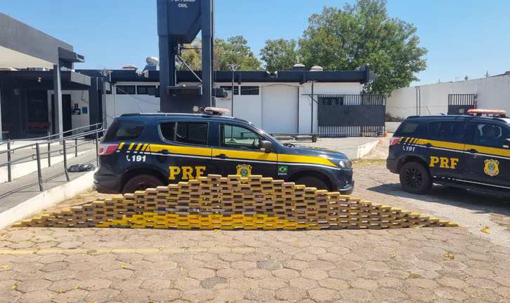 PRF apreende 262 Kg de coca&iacute;na em Corumb&aacute; escondidas em tanque de caminh&atilde;o