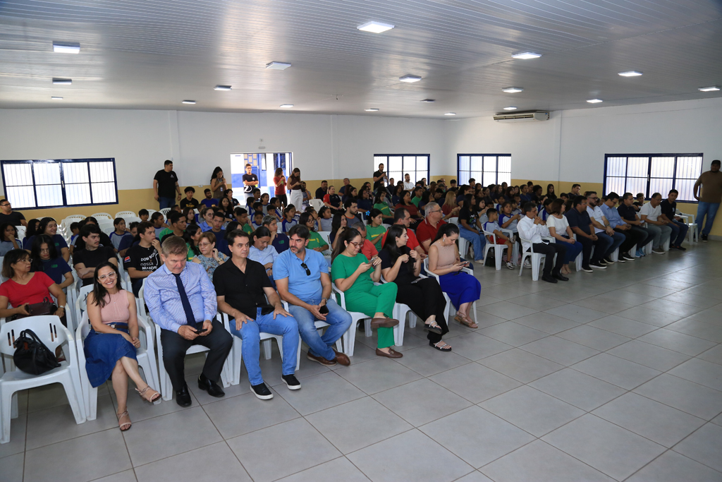 Prefeitura garante recursos de emenda e FMIS para Miss&atilde;o Salesiana e Re-Habilitar