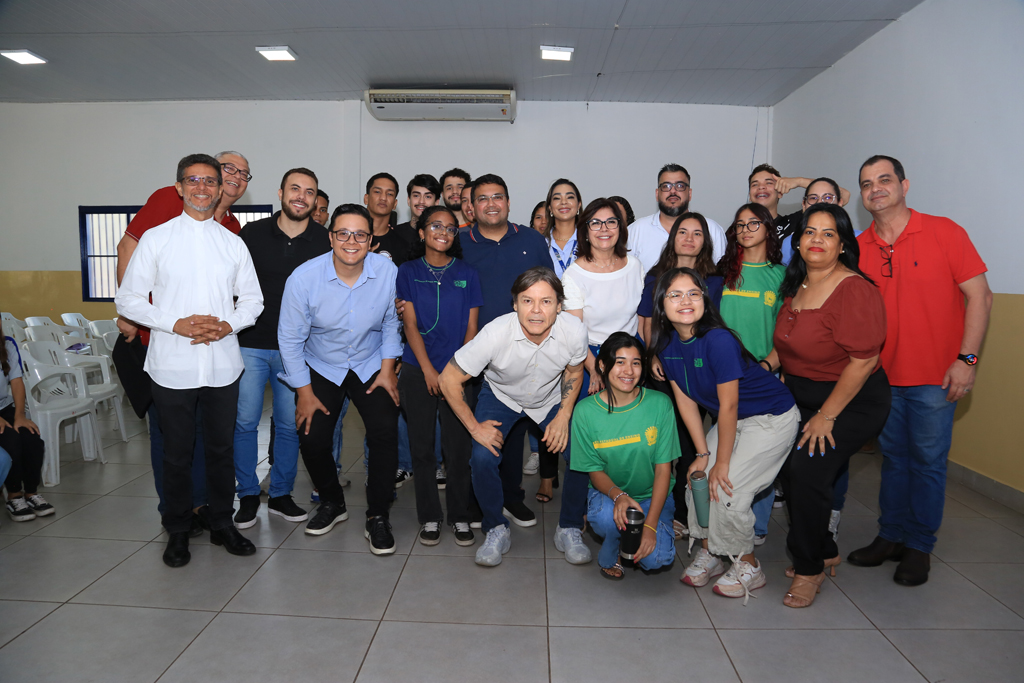 Prefeitura garante recursos de emenda e FMIS para Miss&atilde;o Salesiana e Re-Habilitar