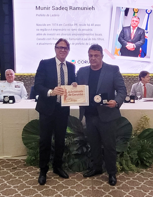 C&acirc;mara homenageia personalidades com Medalha do M&eacute;rito Legislativo Ant&ocirc;nio Maria Coelho