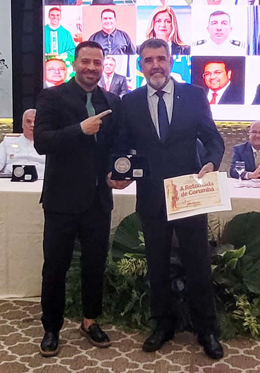 C&acirc;mara homenageia personalidades com Medalha do M&eacute;rito Legislativo Ant&ocirc;nio Maria Coelho