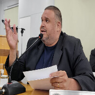 Jovan pede fiscaliza&ccedil;&atilde;o do tempo de espera para atendimento em ag&ecirc;ncias banc&aacute;rias 