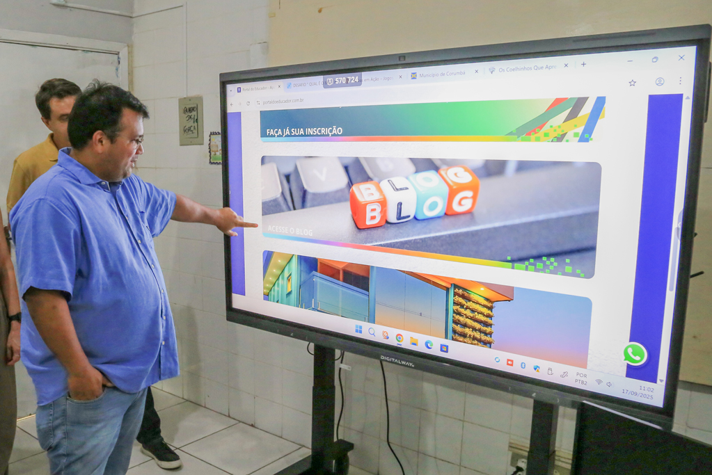 Corumb&aacute; amplia tecnologia em escolas municipais com entrega de lousa digital e Chromebooks
