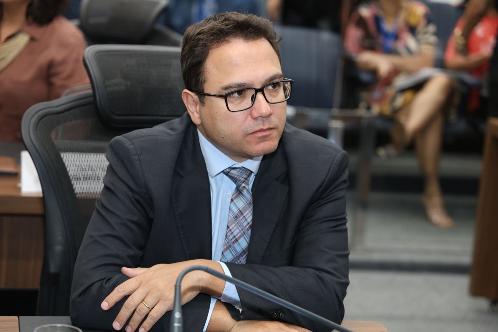 Projeto prev&ecirc; acesso a medicamentos para pacientes com obesidade m&oacute;rbida
