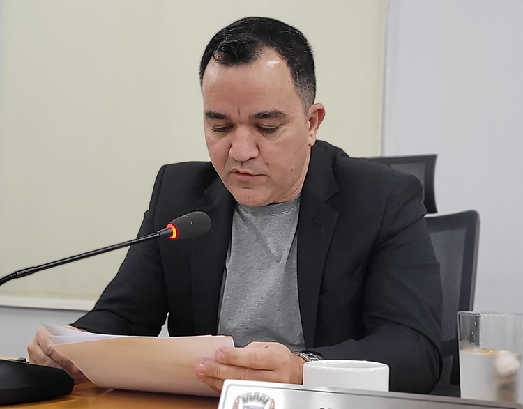 Marcelo Ara&uacute;jo sugere mais transpar&ecirc;ncia nos processos de contrata&ccedil;&otilde;es de estagi&aacute;rios