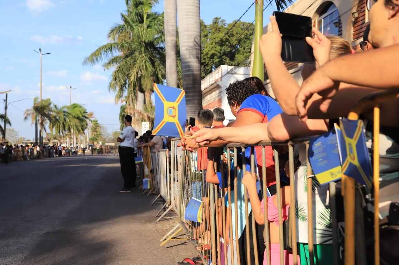 Mais de 60 institui&ccedil;&otilde;es participam de desfile em comemora&ccedil;&atilde;o aos 247 anos de Corumb&aacute; 