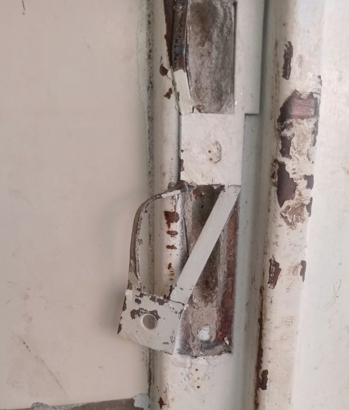 Vandalismo danifica banheiros do Terminal Ant&ocirc;nio Maria Coelho, na &aacute;rea central