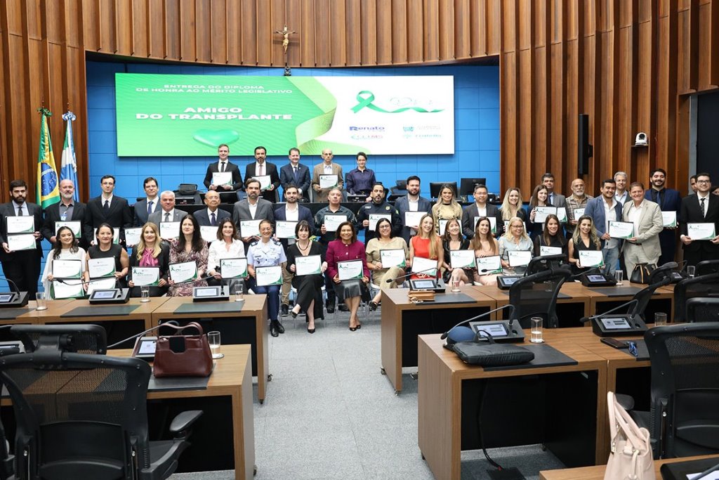 Sess&atilde;o Solene na Alems homenageia &ldquo;Amigos do Transplante&rdquo; e destaca compromisso com a sa&uacute;de em MS