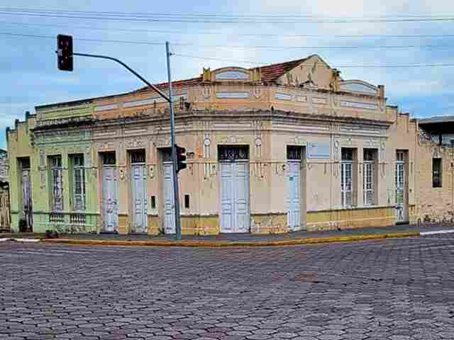 Justi&ccedil;a atende MPMS e determina cuidados permanentes com casar&atilde;o hist&oacute;rico abandonado em Corumb&aacute;