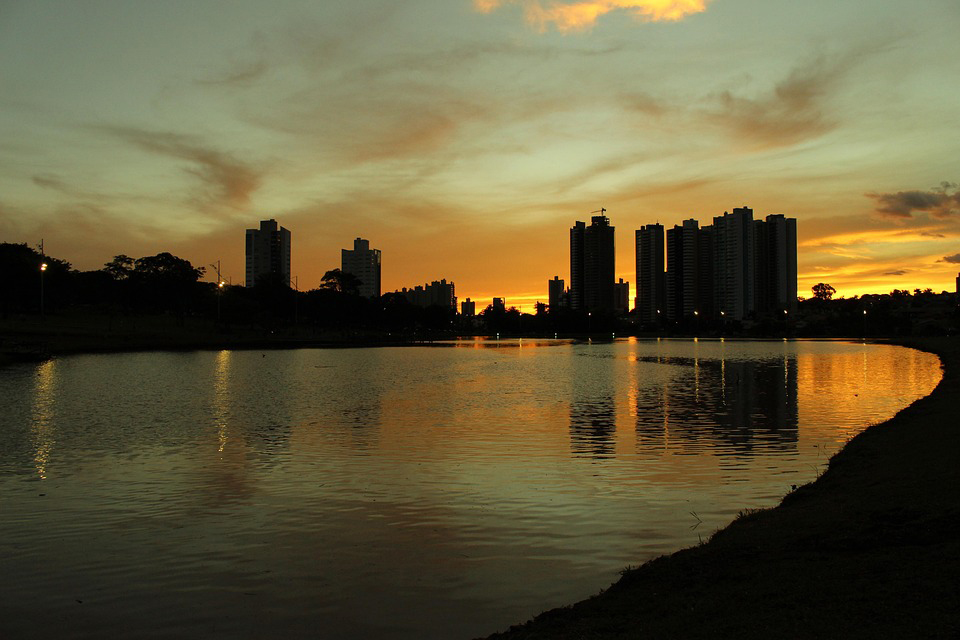 Loteamentos e apartamentos movimentam mais de R$ 1 bilh&atilde;o na Capital