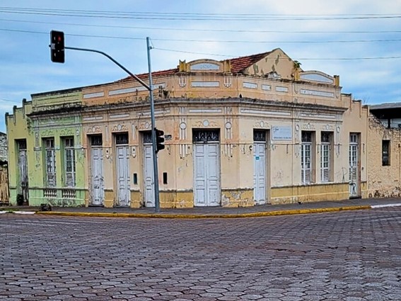 Justi&ccedil;a atende MPMS e determina cuidados permanentes com casar&atilde;o hist&oacute;rico abandonado em Corumb&aacute;