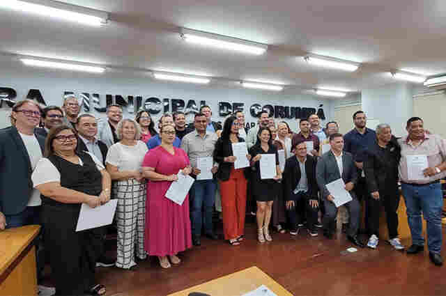 C&acirc;mara celebra Dia do Contador com homenagens a profissionais corumbaenses