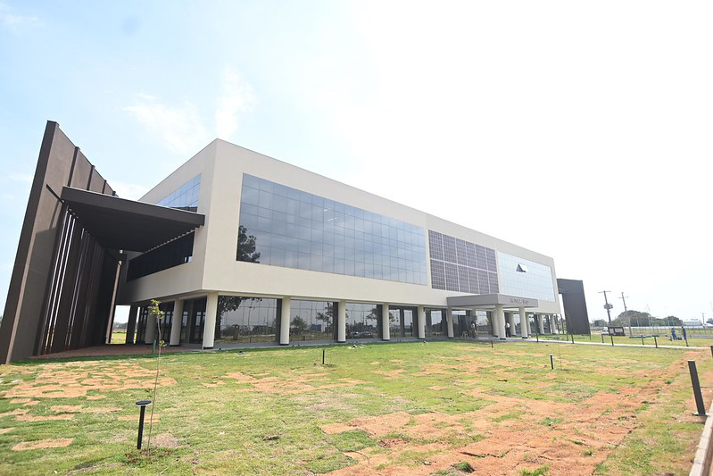 MEC inaugura pr&eacute;dios de universidades federais em MS