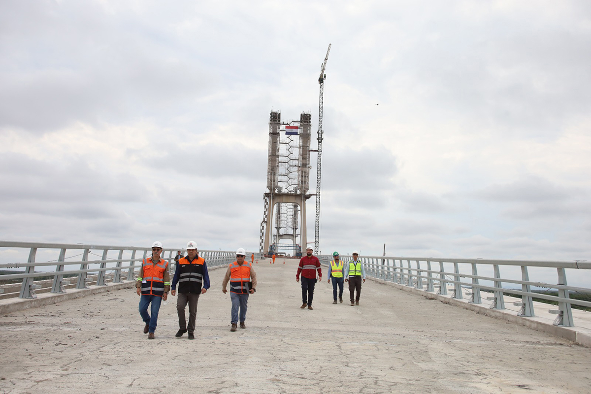 Integra&ccedil;&atilde;o continental: autoridades destacam impacto da Rota Bioce&acirc;nica em visita &agrave;s obras