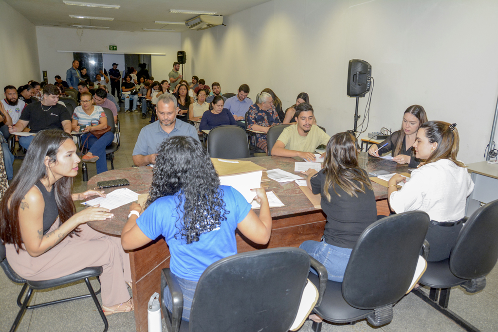 Prefeitura de Corumb&aacute; d&aacute; posse a mais 24 aprovados em concurso p&uacute;blico