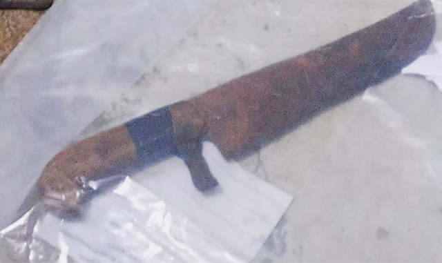 Homem &eacute; detido pela PM com fac&atilde;o em ocorr&ecirc;ncia  de viol&ecirc;ncia dom&eacute;stica em Corumb&aacute;