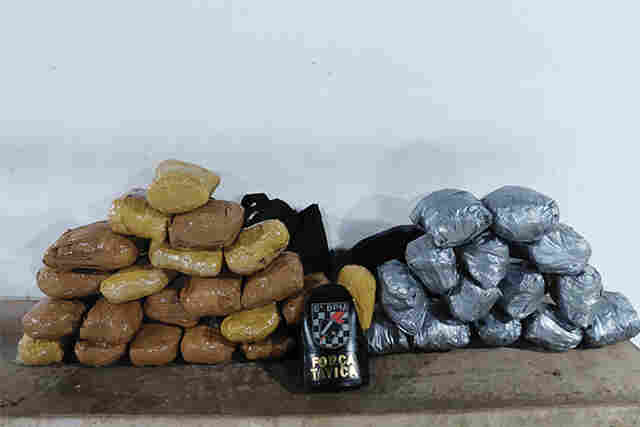 Pol&iacute;cia Militar apreende quase 20 kg de maconha ap&oacute;s den&uacute;ncia na rodovi&aacute;ria de Corumb&aacute;