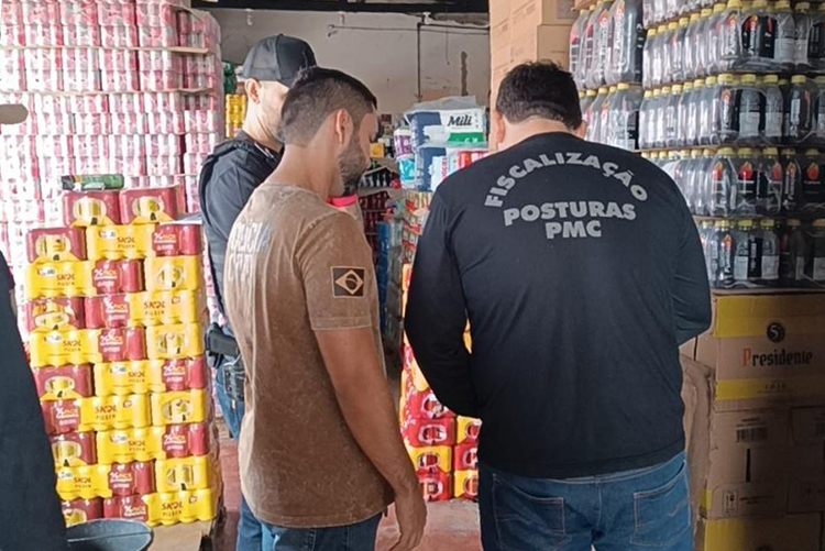 A&ccedil;&atilde;o conjunta da Prefeitura e Pol&iacute;cia Civil fiscaliza distribuidoras de bebidas em Corumb&aacute;