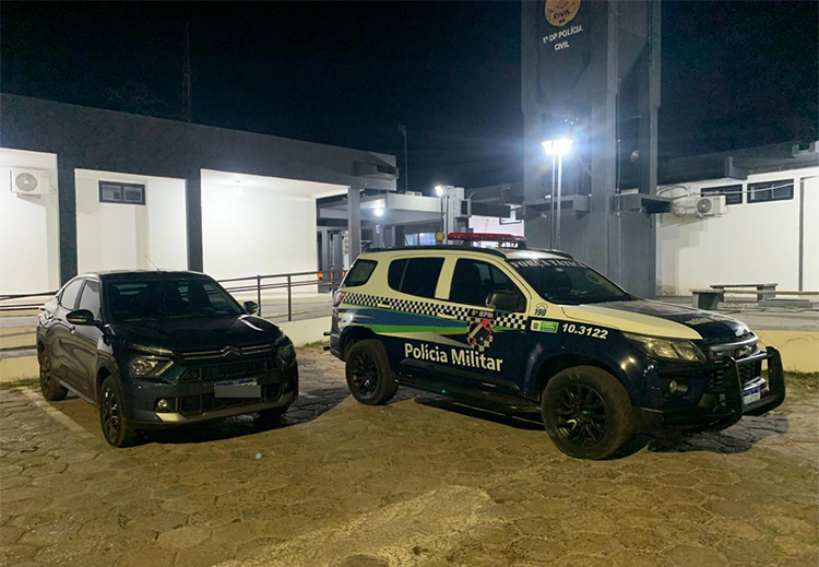 Pol&iacute;cia Militar recupera ve&iacute;culo roubado e prende casal por recepta&ccedil;&atilde;o no Posto Lampi&atilde;o Acesso em Corumb&aacute;