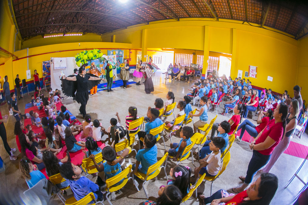 Prefeitura entrega brinquedos educativos a 17 centros de educa&ccedil;&atilde;o infantil em Corumb&aacute;