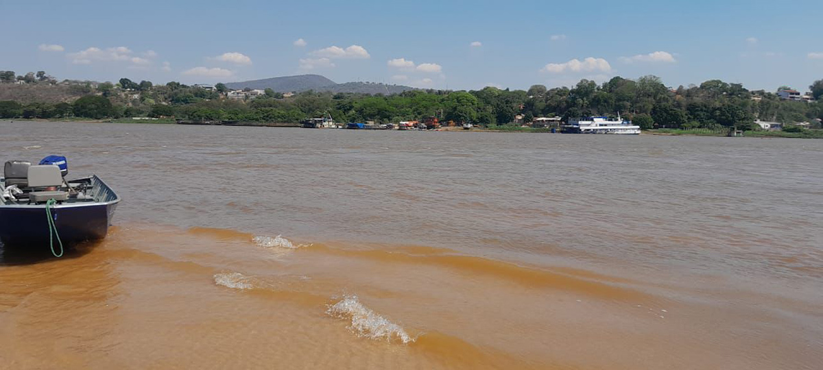 Defesa Civil orienta banhistas e navegantes quanto a seguran&ccedil;a durante o per&iacute;odo de seca no Rio Paraguai