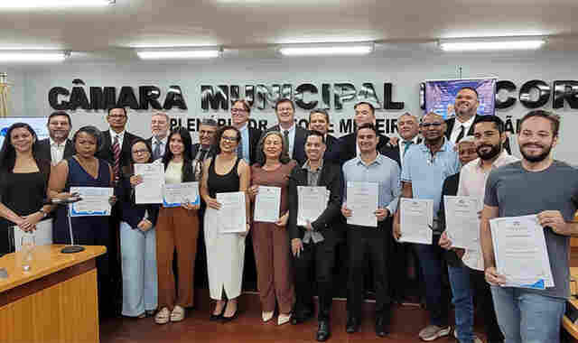 Jubileu de Diamante da Administra&ccedil;&atilde;o no Brasil &eacute; celebrado com homenagens na C&acirc;mara