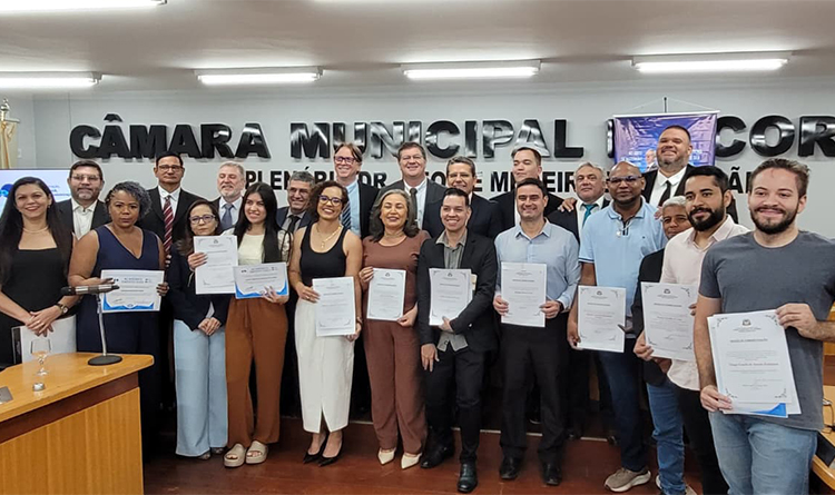 Jubileu de Diamante da Administra&ccedil;&atilde;o no Brasil &eacute; celebrado com homenagens na C&acirc;mara
