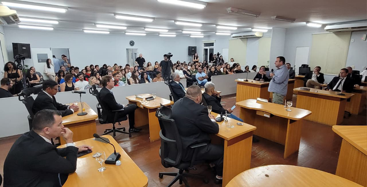 Jubileu de Diamante da Administra&ccedil;&atilde;o no Brasil &eacute; celebrado com homenagens na C&acirc;mara