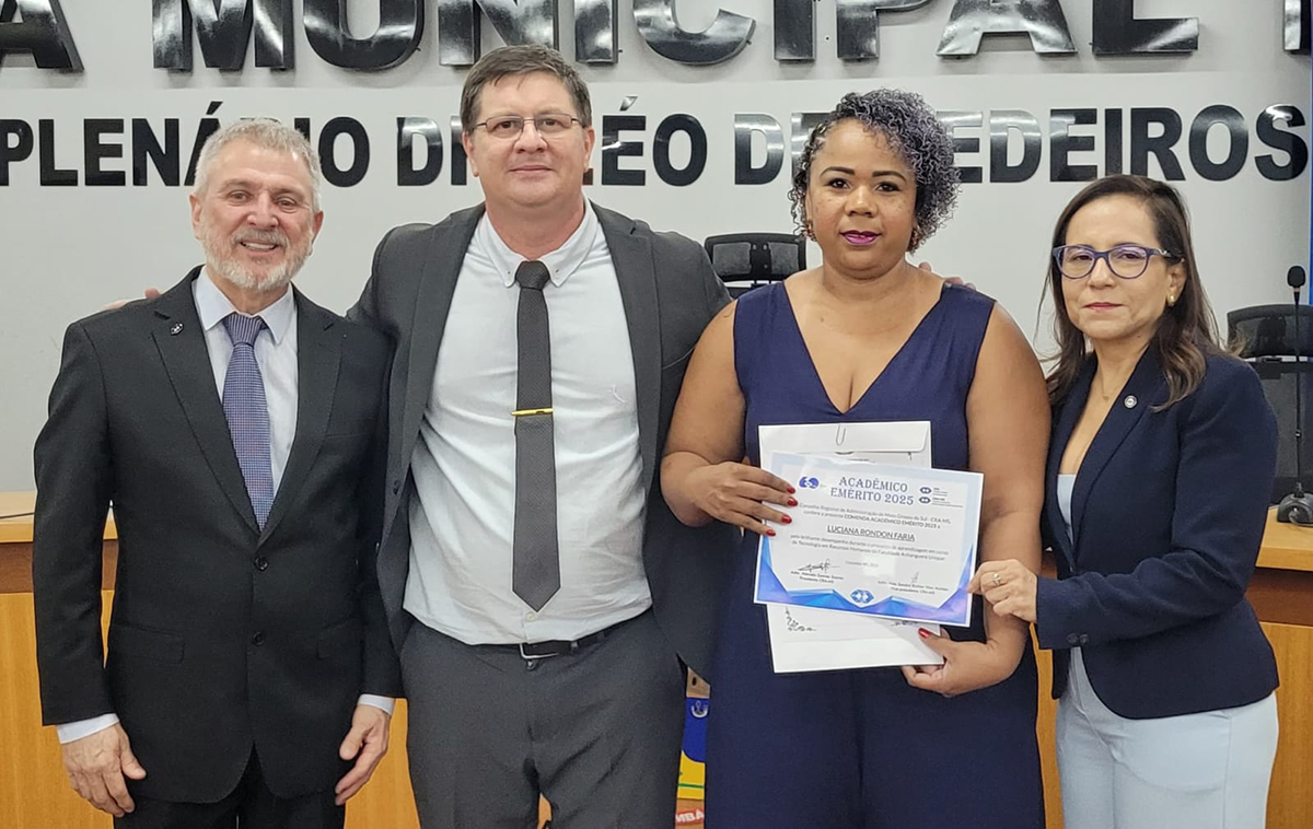 Jubileu de Diamante da Administra&ccedil;&atilde;o no Brasil &eacute; celebrado com homenagens na C&acirc;mara