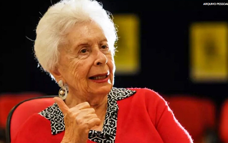 Presidente Lula homenageia militante Clara Charf, morta aos 100 anos