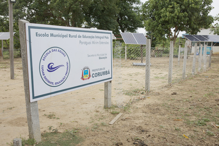 Escolas rurais no Pantanal têm cercamento no entorno para prevenção de onça-pintada e educação ambiental