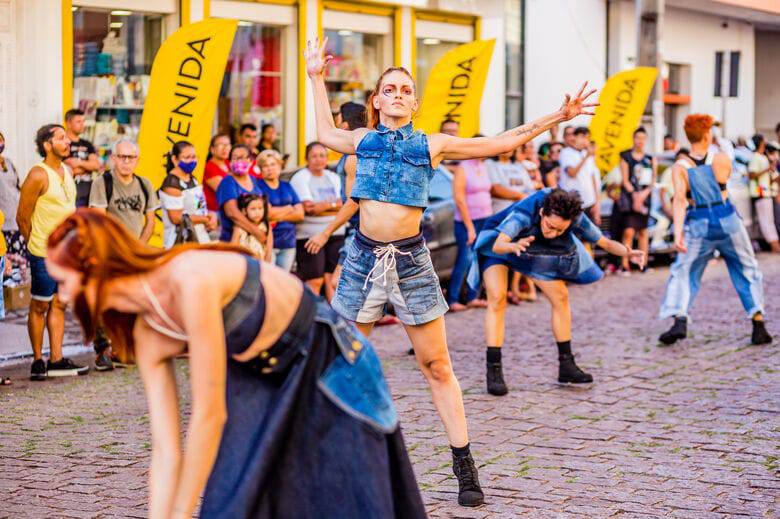 Espet&aacute;culo &ldquo;Migrantes&rdquo;, da Cia de Dan&ccedil;a do Pantanal, ser&aacute; apresentado amanh&atilde; no Porto Geral de Corumb&aacute;