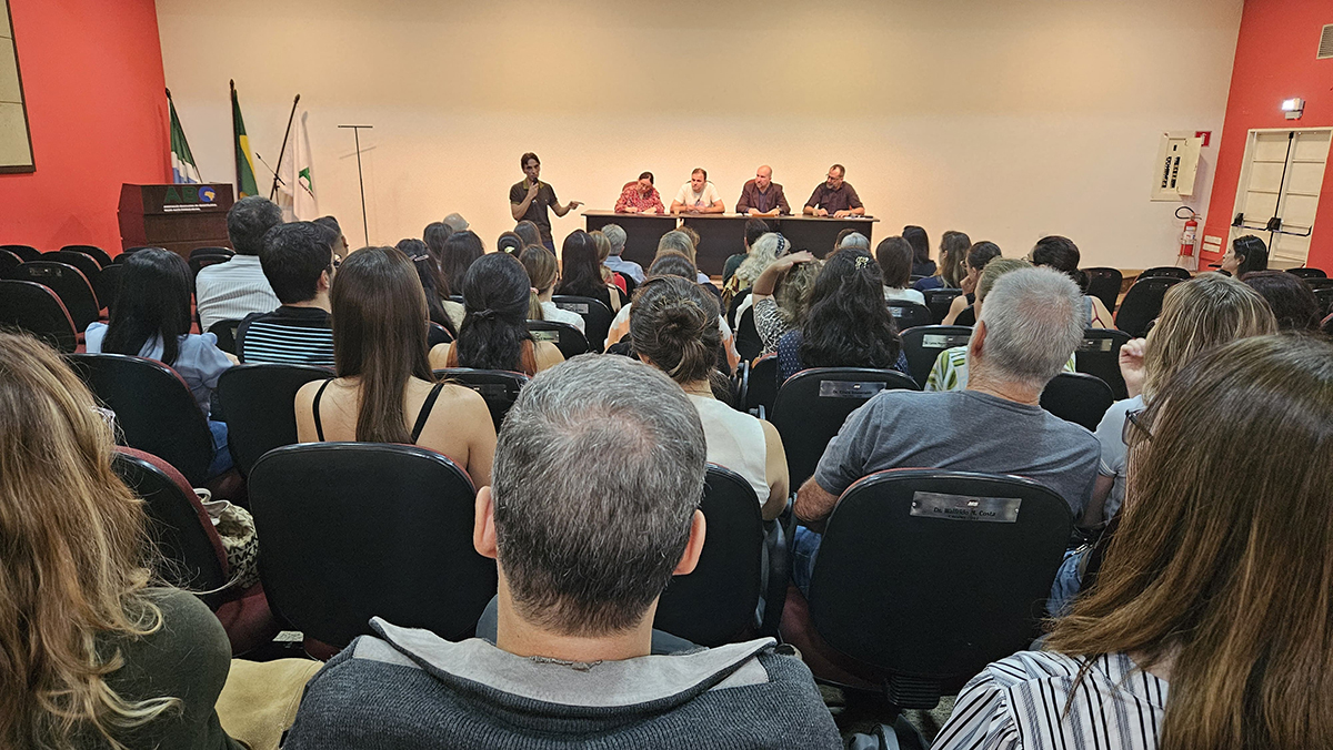 SIOMS: em assembleia, cirurgi&otilde;es-dentistas aprovam ESTADO DE GREVE em Campo Grande