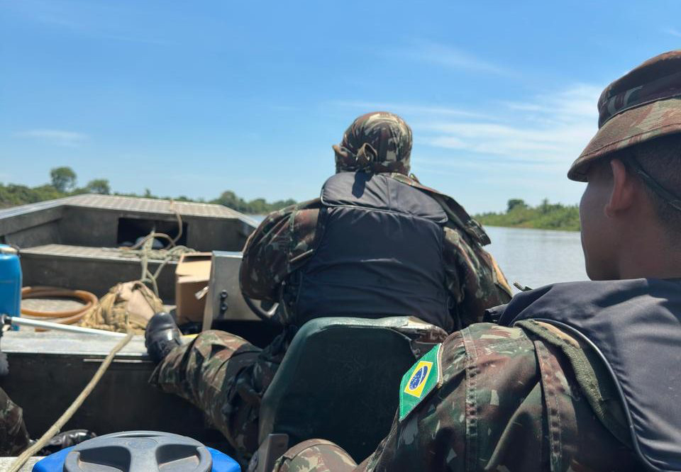 Pol&iacute;cia Civil participa de a&ccedil;&otilde;es integradas de fiscaliza&ccedil;&atilde;o ambiental, conscientiza&ccedil;&atilde;o ribeirinha e orienta&ccedil;&atilde;o em Corumb&aacute;