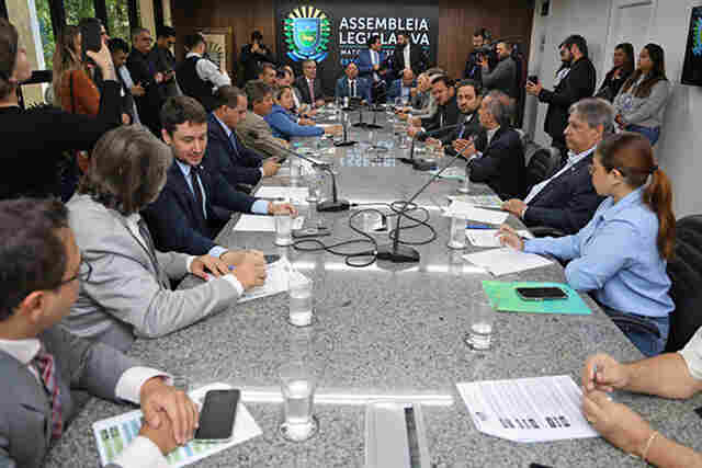 ALEMS recebe cronograma de emendas e destaca import&acirc;ncia dos recursos para os munic&iacute;pios 