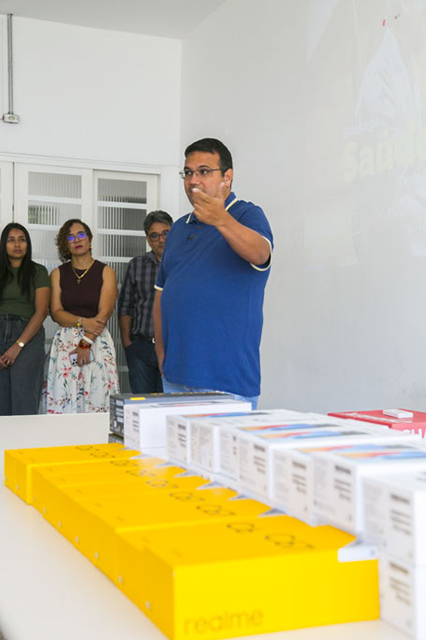 Prefeitura de Corumb&aacute; entrega celulares &agrave;s Unidades de Sa&uacute;de para facilitar o contato com a popula&ccedil;&atilde;o