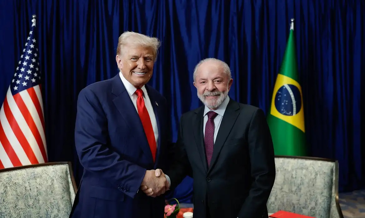 Trump retira tarifa de 40% sobre produtos do Brasil como caf&eacute; e carne 
