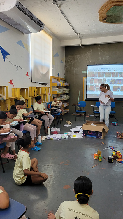 Moinho Cultural promove a&ccedil;&otilde;es do M&ecirc;s da Consci&ecirc;ncia Negra com produ&ccedil;&atilde;o de cartilha e livro antirracista