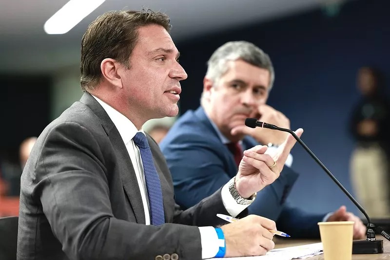 Moraes determina perda de mandato de Ramagem e STF avalia rito para cassa&ccedil;&atilde;o