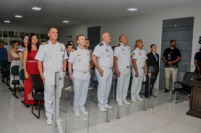 C&acirc;mara Municipal de Lad&aacute;rio realiza sess&atilde;o solene para entrega de T&iacute;tulos de Cidadania a autoridades civis e militares