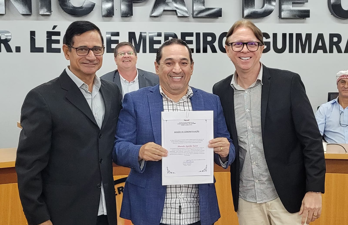 Durante homenagem, C&acirc;mara refor&ccedil;a la&ccedil;os de amizade com a comunidade palestina